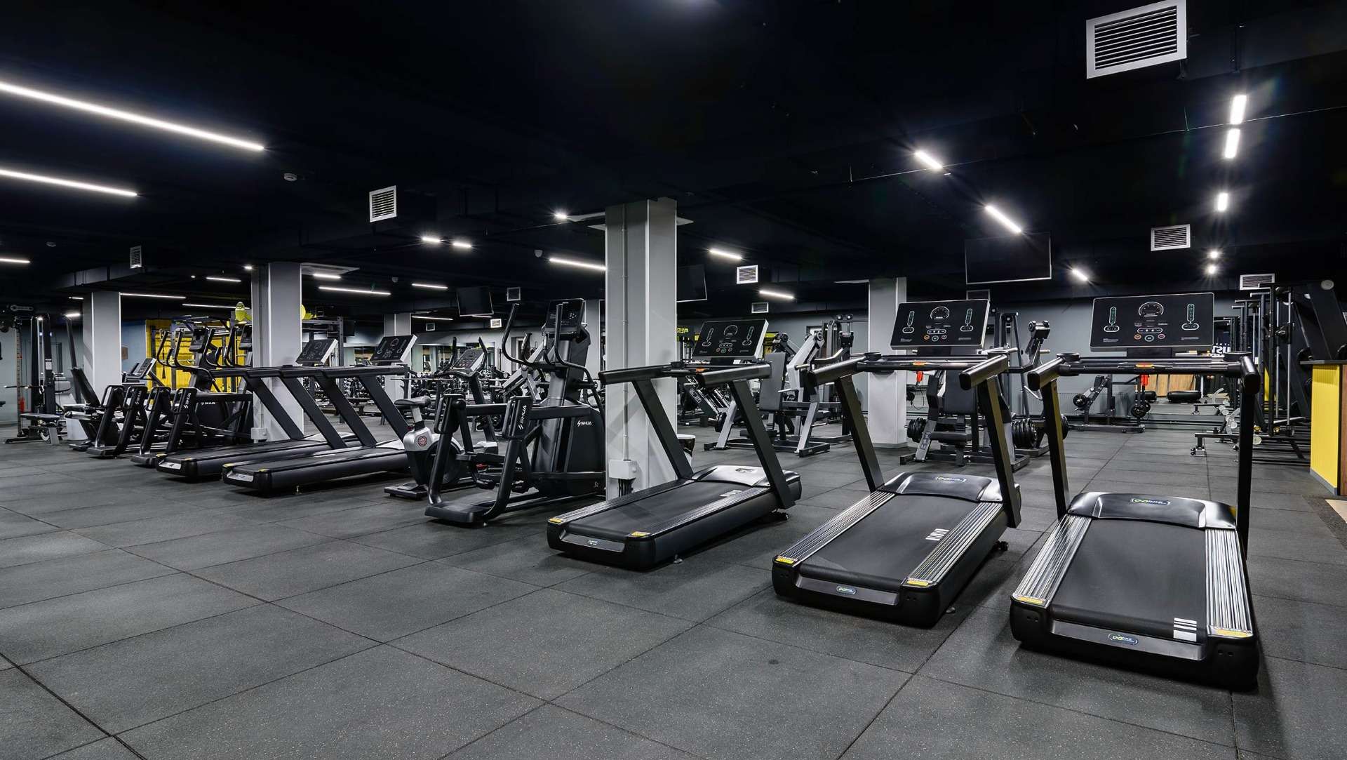 JUST_GYM__1
